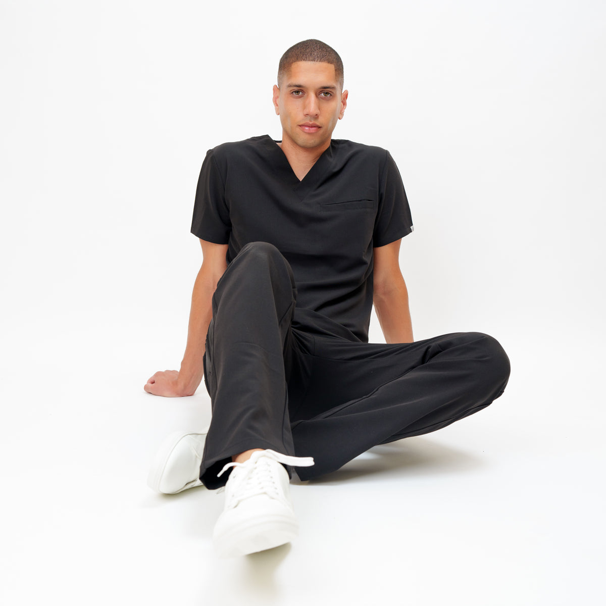 Men's Straight Leg Pant in Obsidian Black