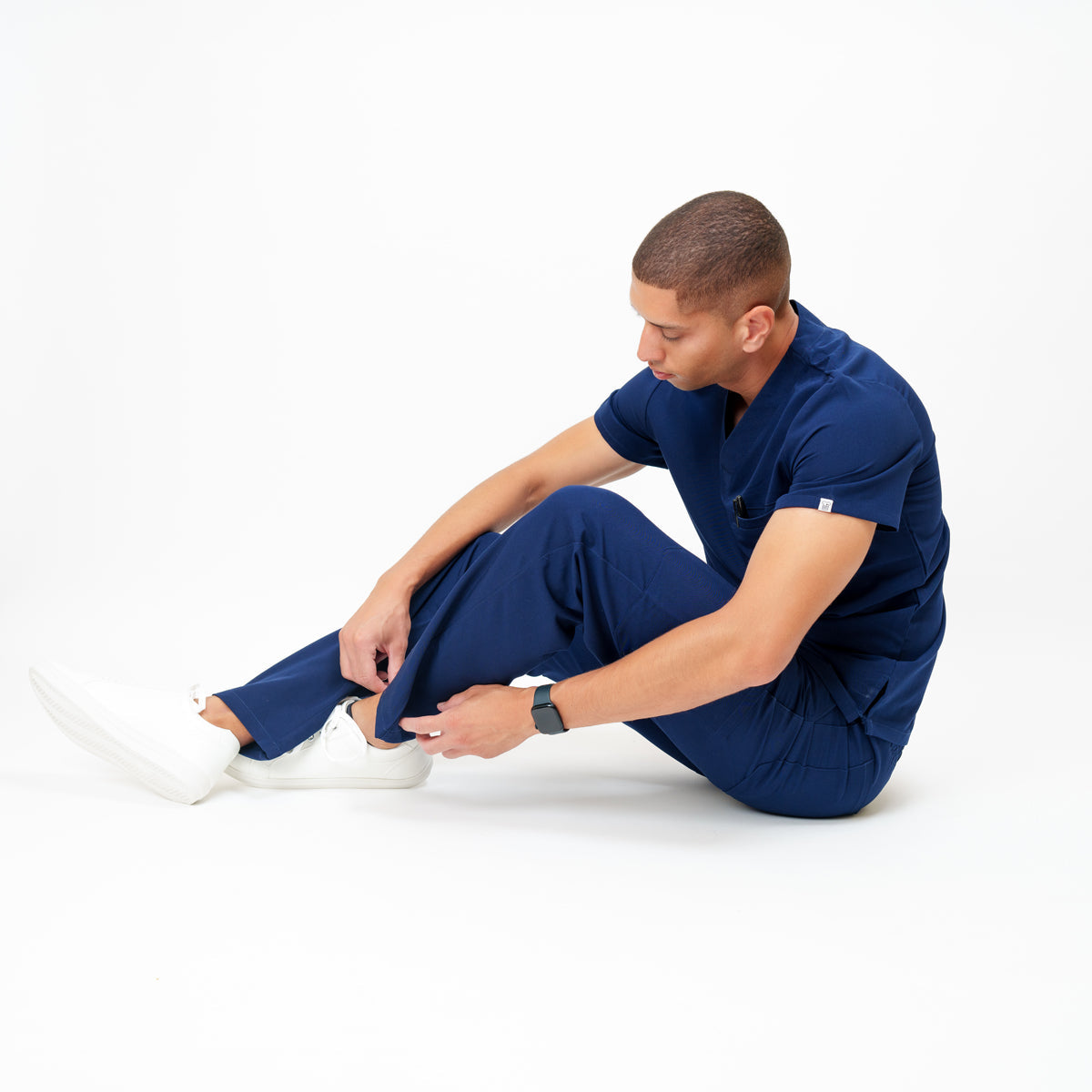 Men's Straight Leg Pant in Madagascar Saphire Navy