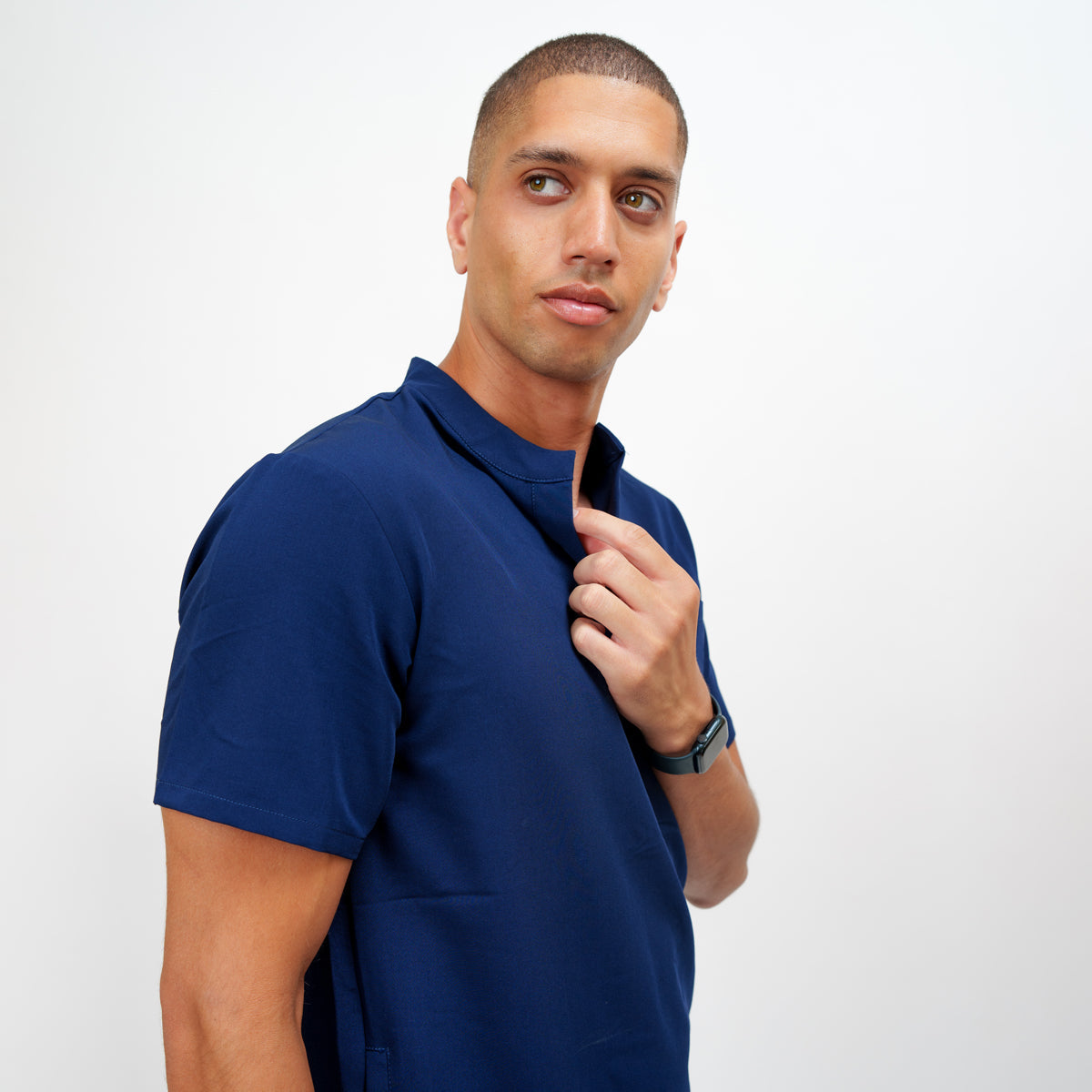 Men's Round Neck Top in Loyal Navy