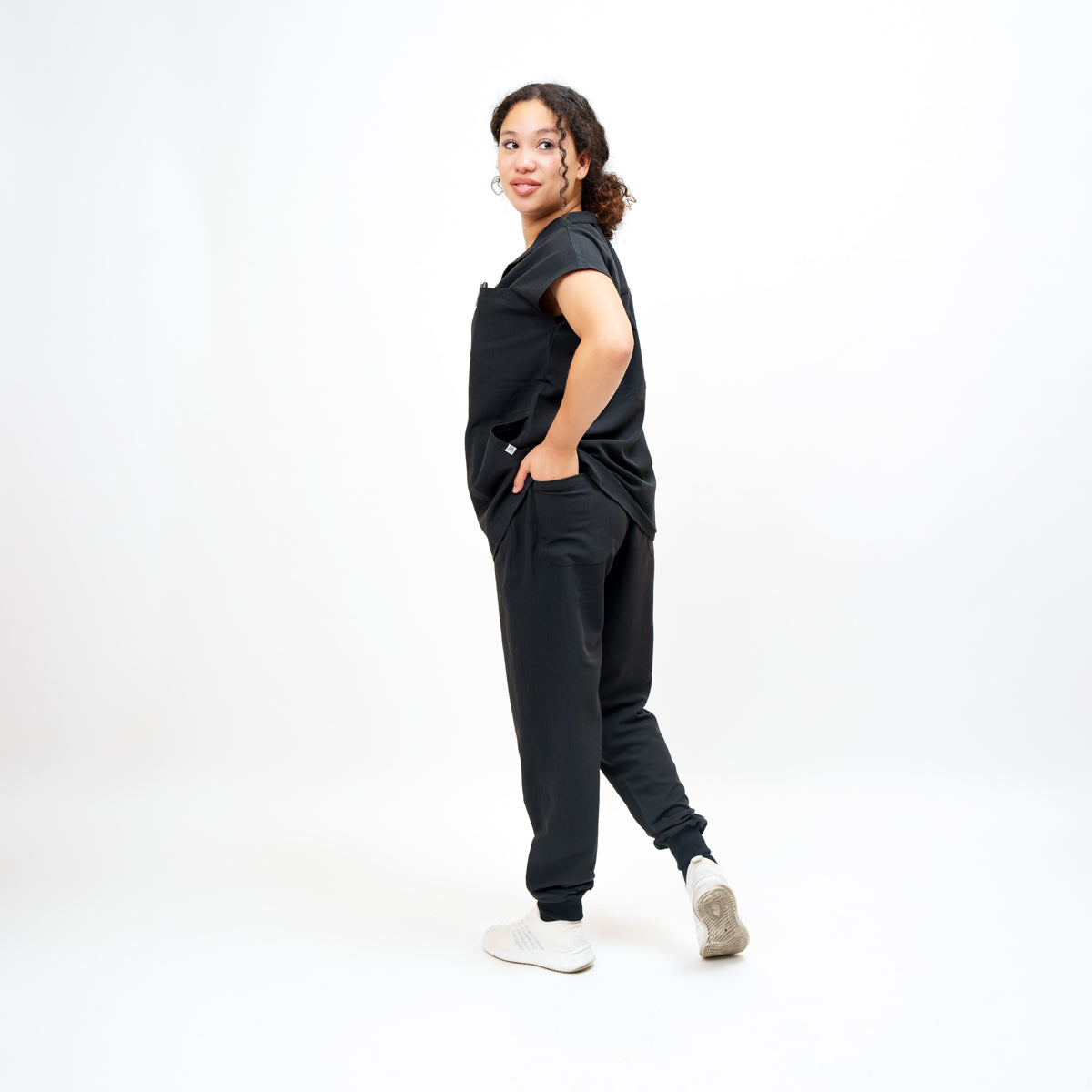 Women's Jogger Pant in Timeless Onyx