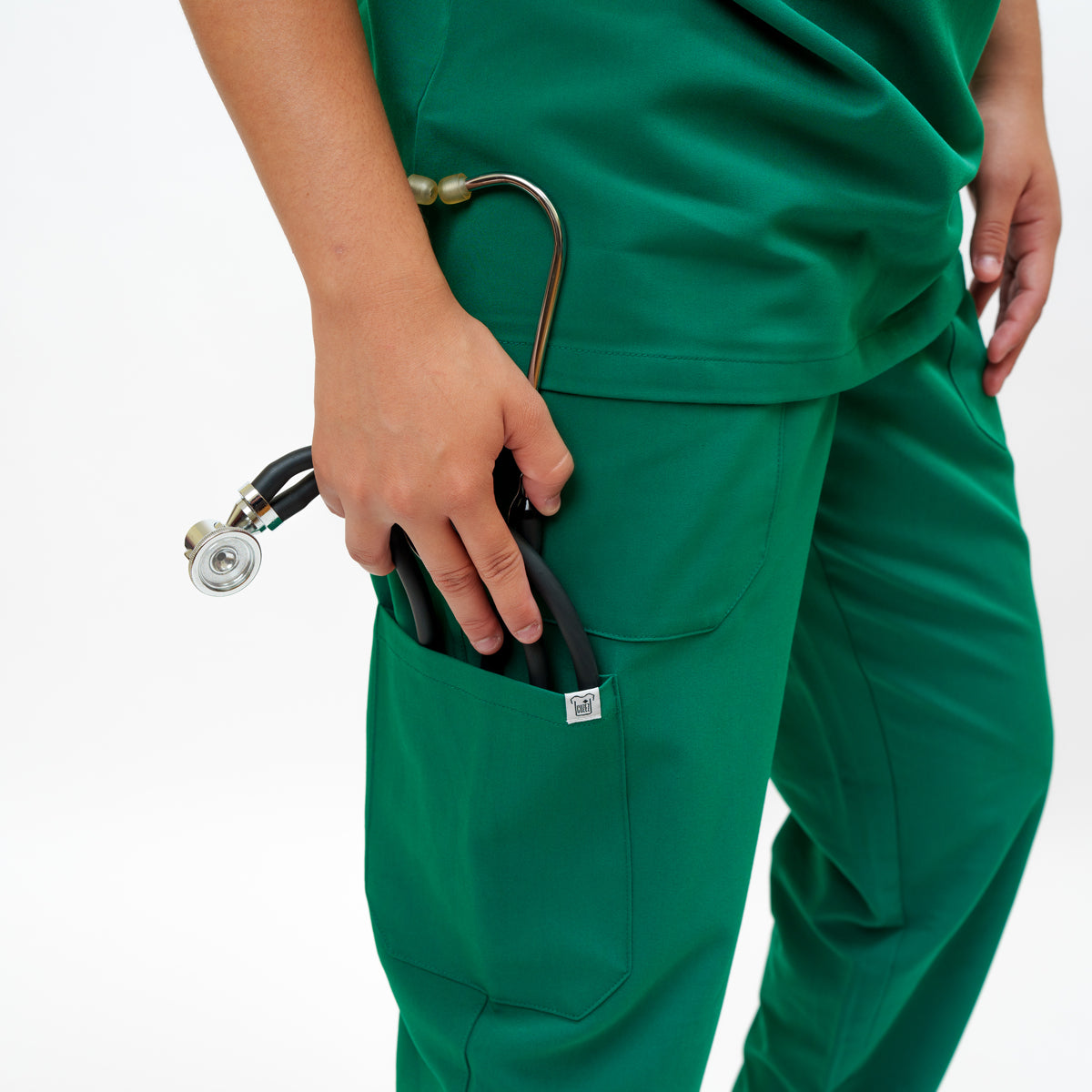 Women's Straight Leg Pant in Evergreen