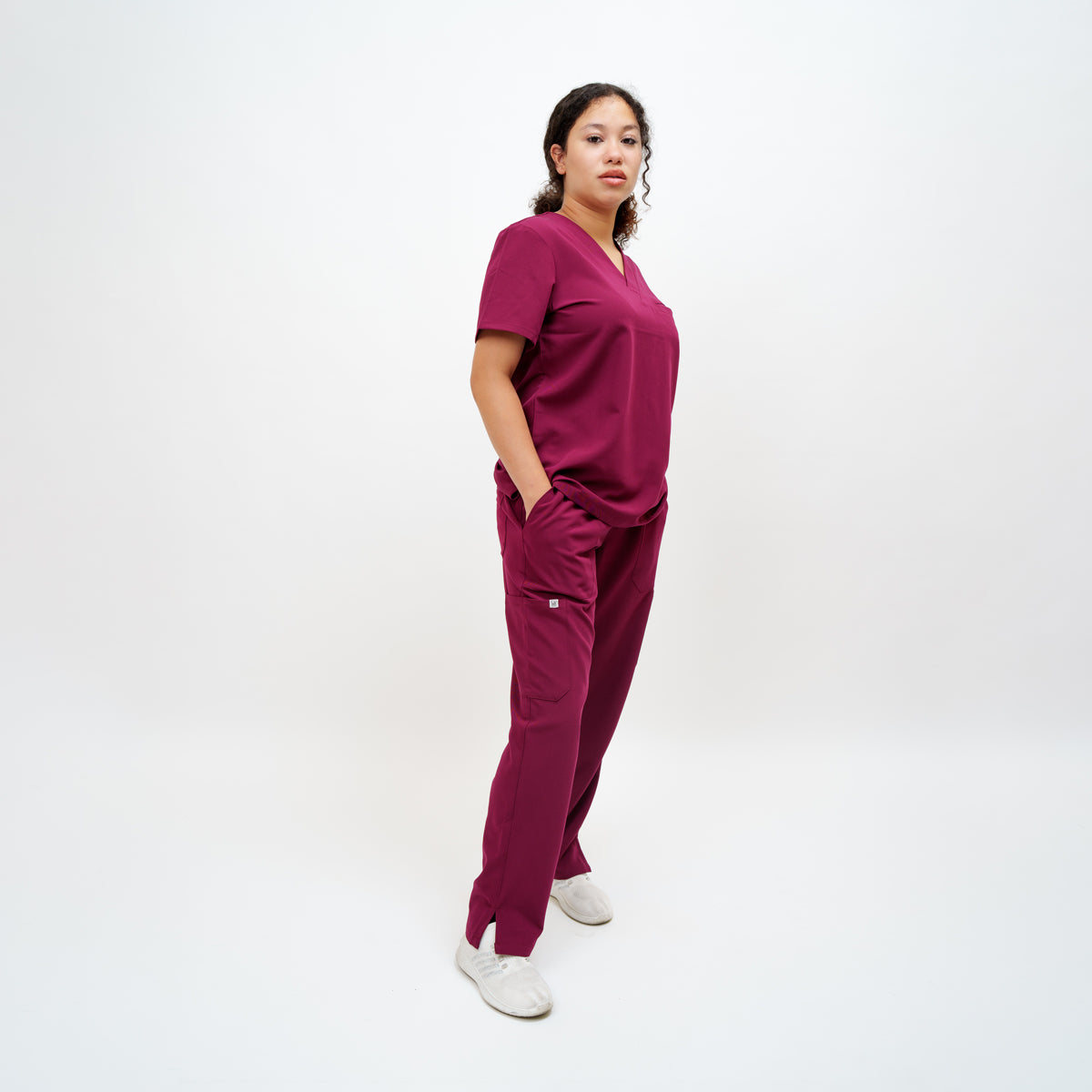 Women's Straight Leg Pant in Bonded Berry
