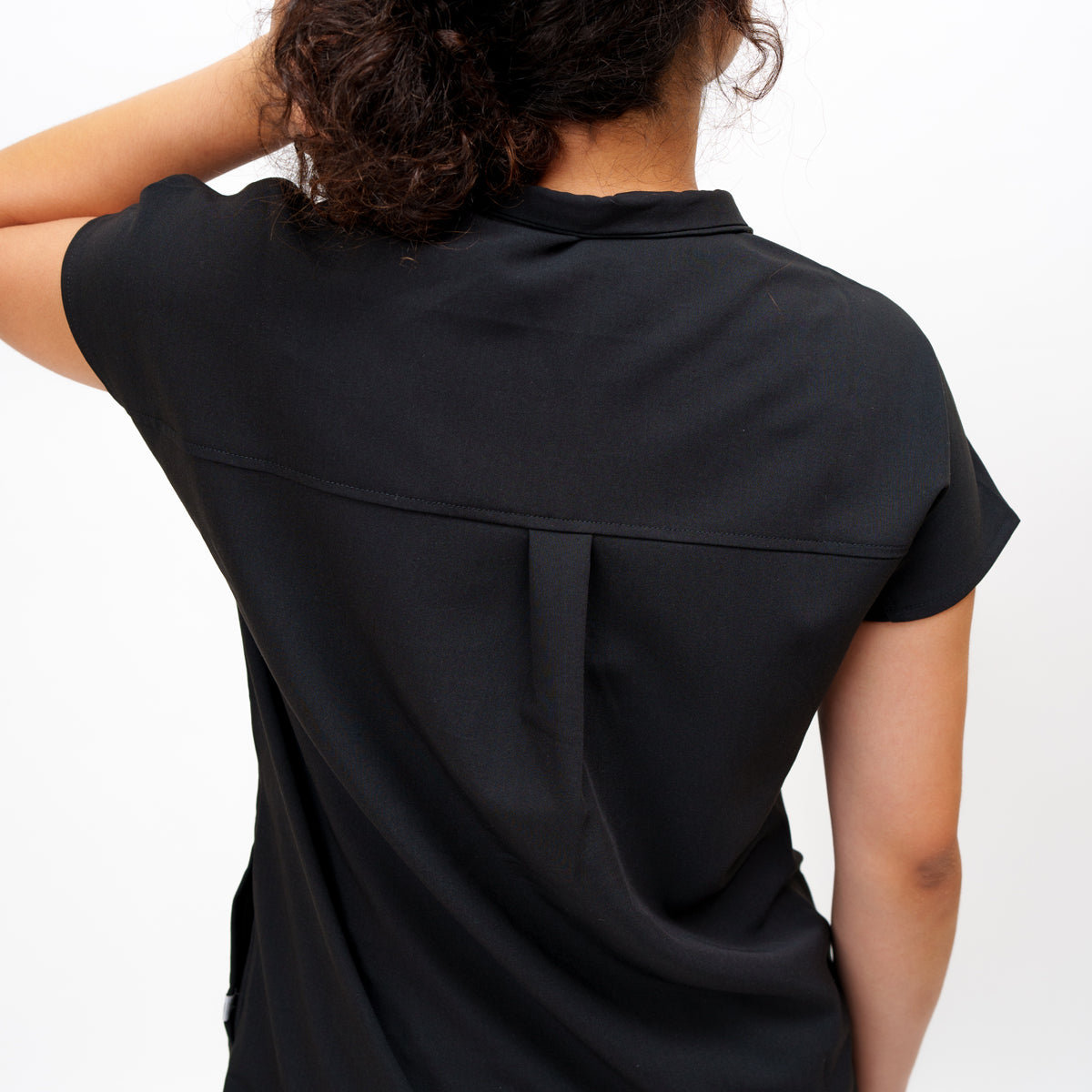 Women's Round Neck Mock Short Sleeve Top in Timeless Onyx