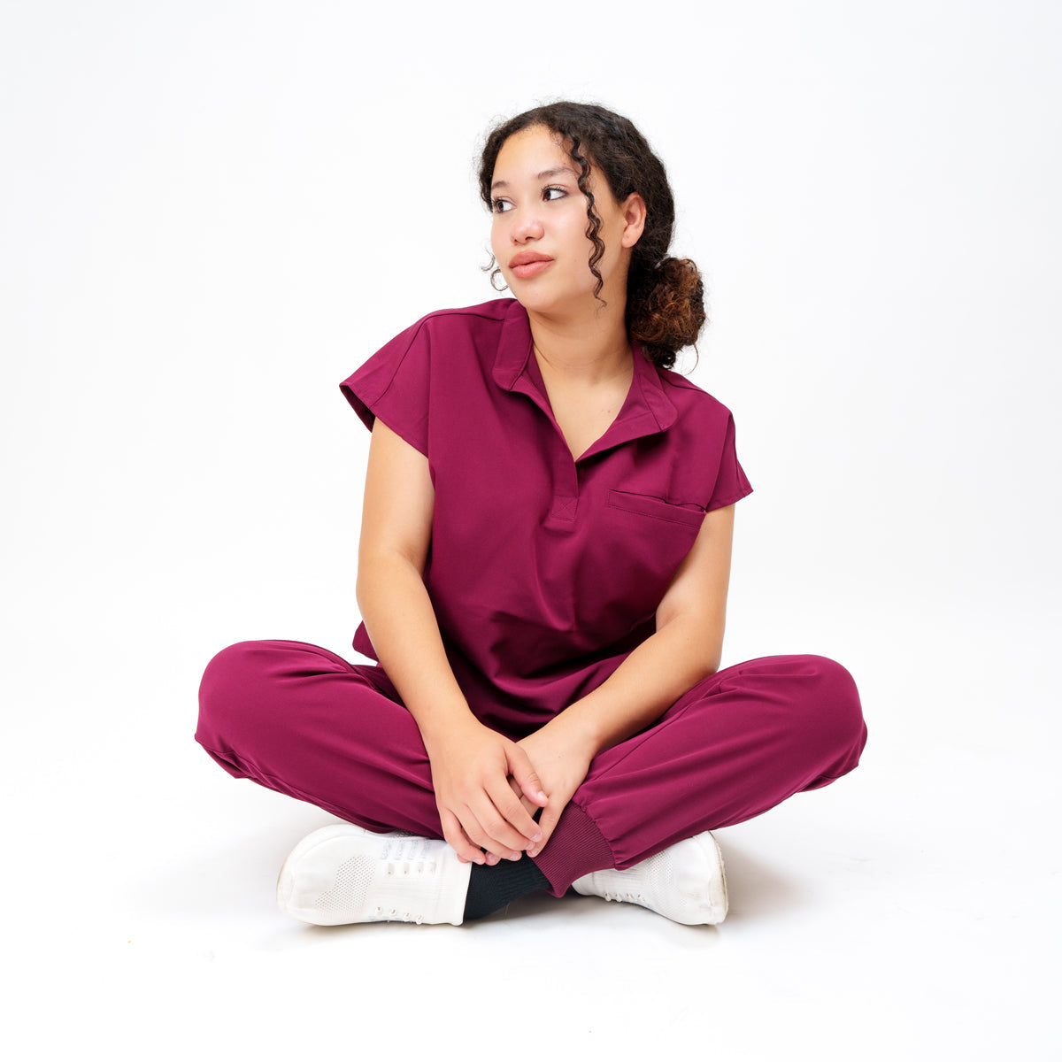 Women's Round Neck Mock Short Sleeve Top in Bonded Berry