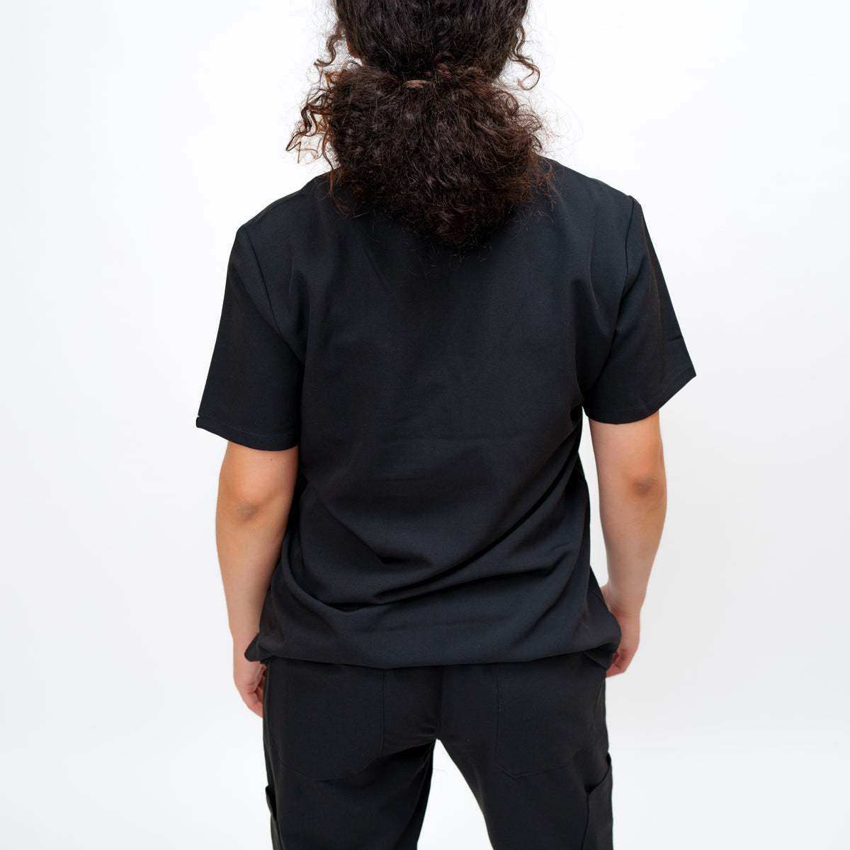 Classic Women's V-neck Top in Timeless Onyx