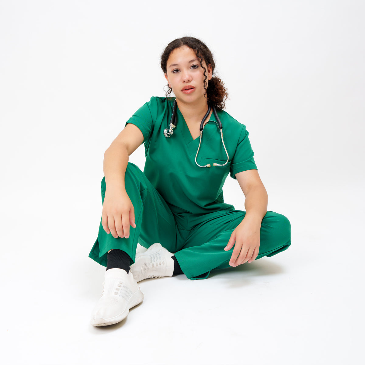 Classic Women's V-neck Top in Evergreen