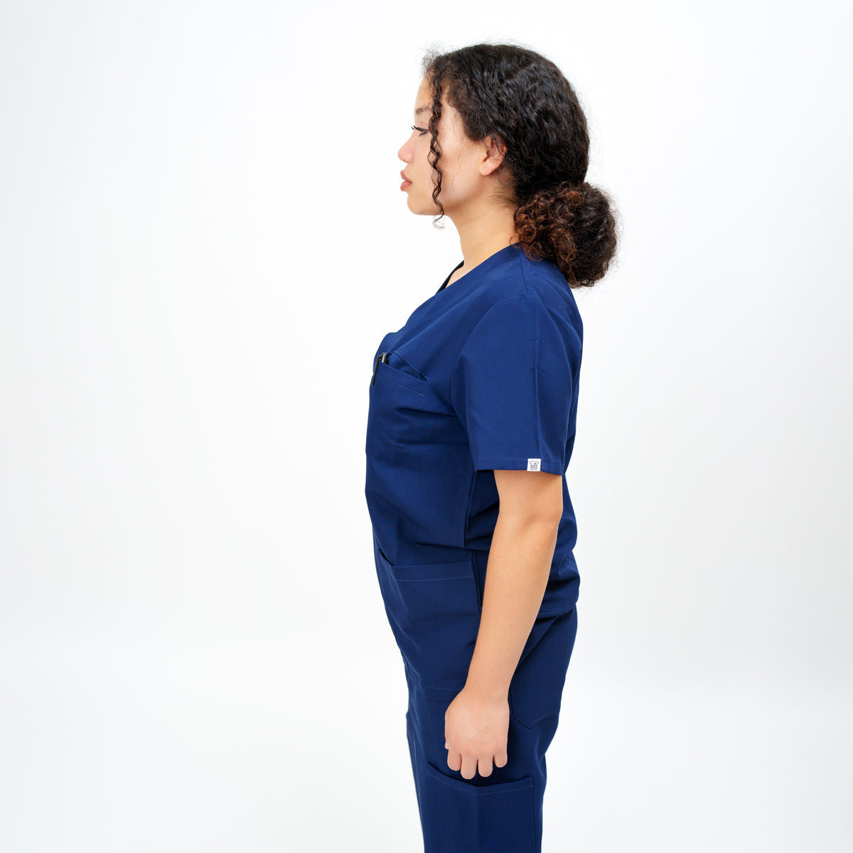 Women's V-Neck Double Pocket Top in Madagascar Saphire Navy