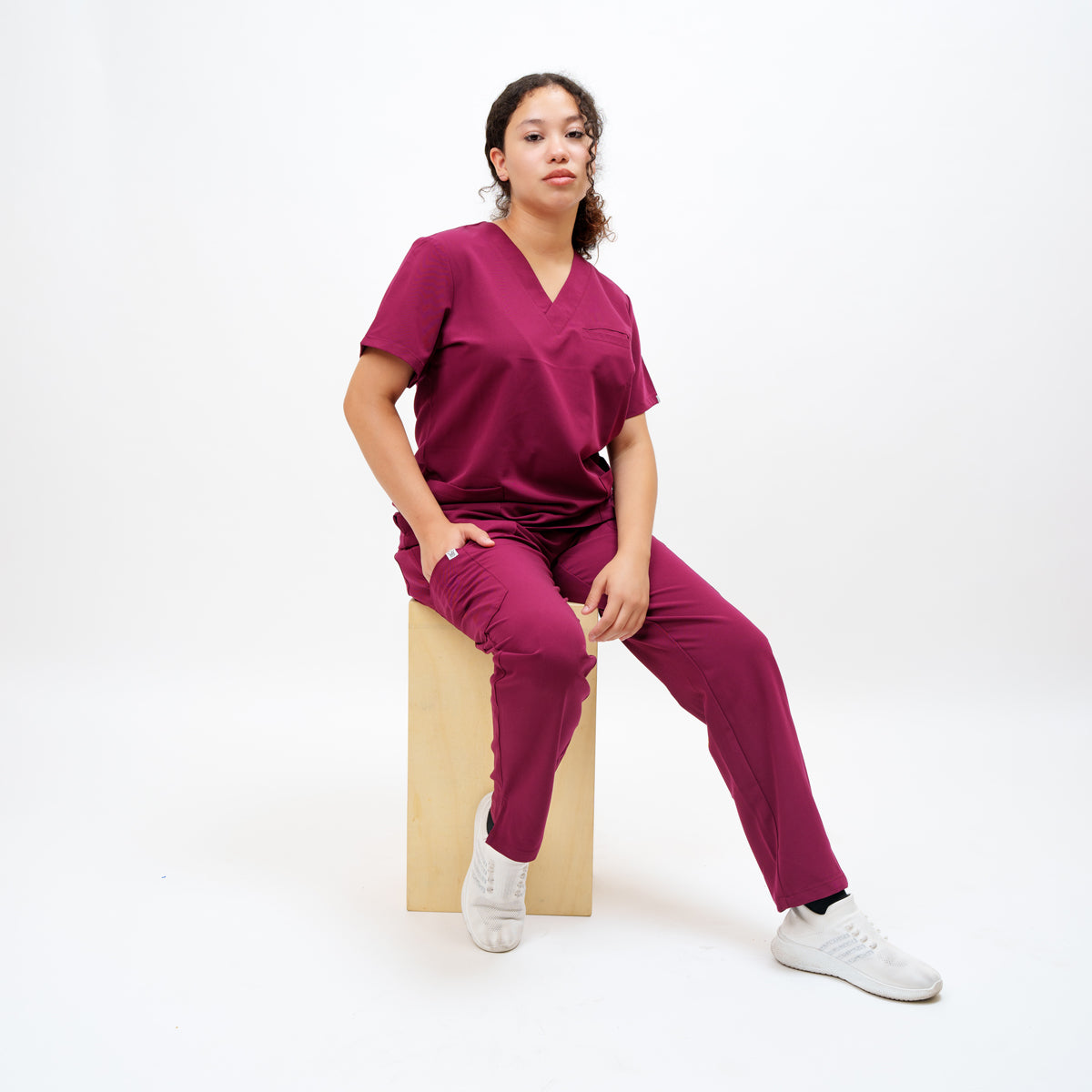 Women's V-Neck Double Pocket Top in Firebrick Red