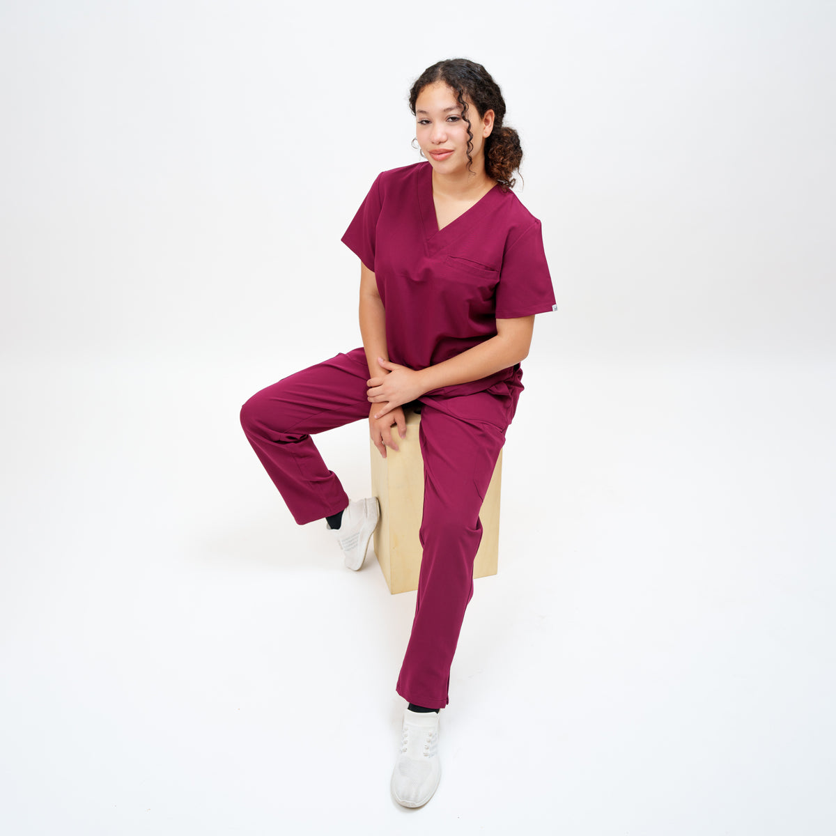 Women's V-Neck Double Pocket Top in Firebrick Red